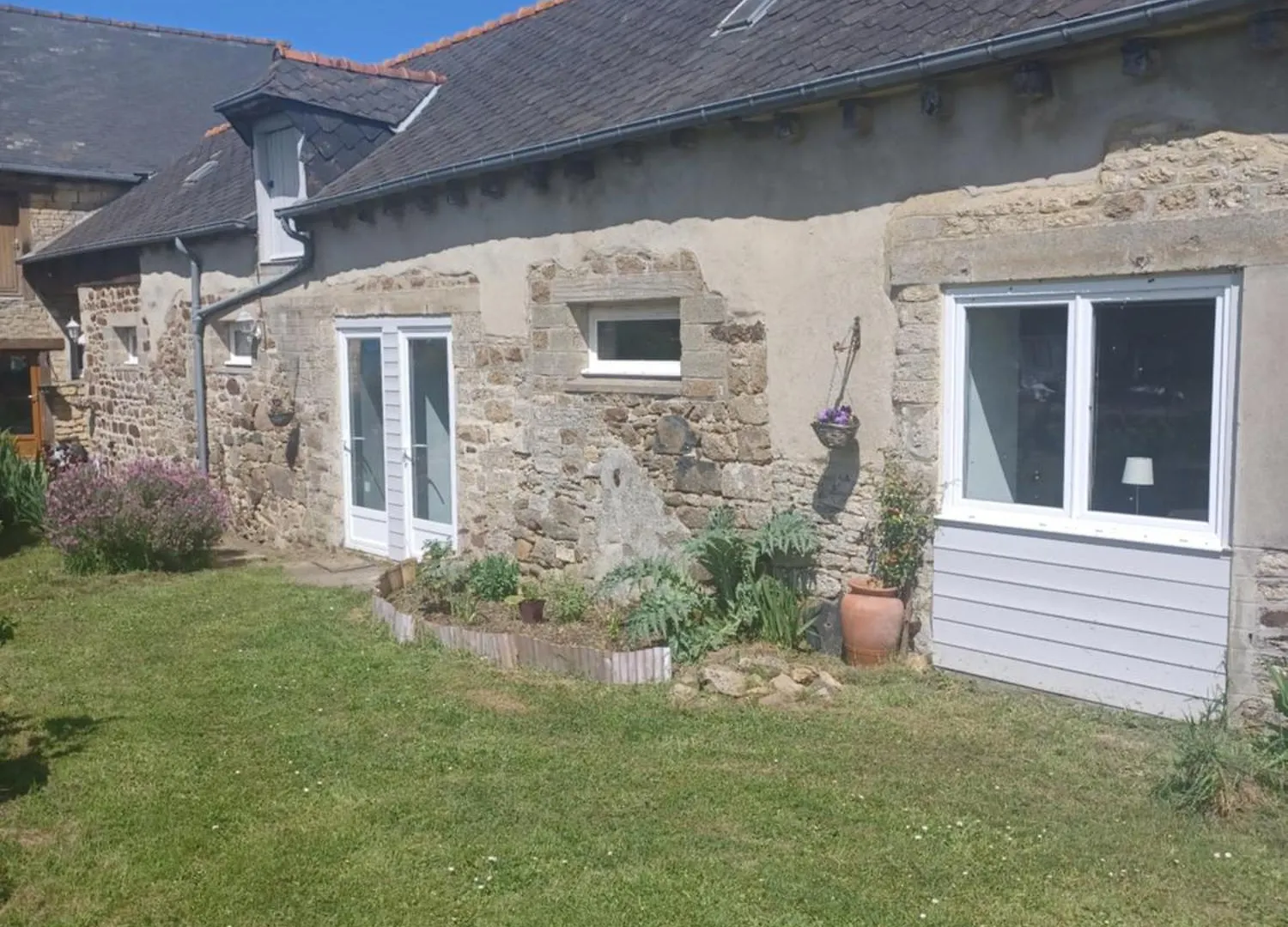 Bethesda Plouasne - Family Friendly B&B, Countryside Location Couette-café